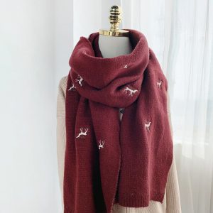 Cute Reindeer Embroidery Scarf - Modakawa Modakawa